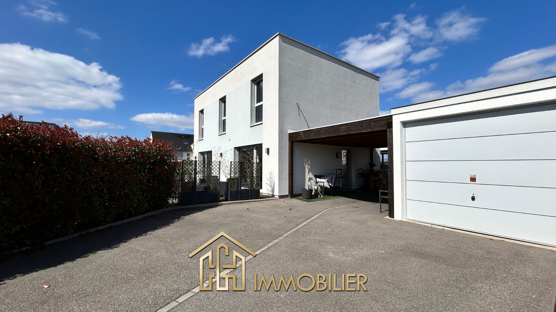 Maison &lsquo;Prestige&rsquo; dans un agréable lotissement — photo 1 sur 8