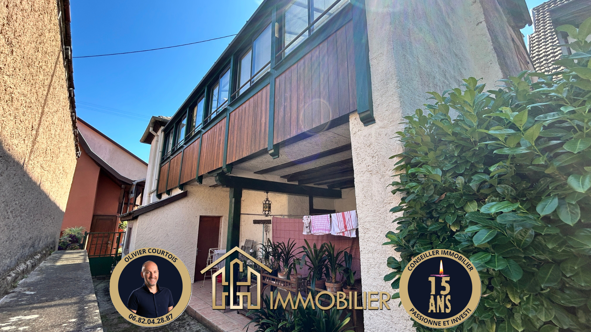 Maison de village avec son jardin et son immense caveau — photo 1 sur 11