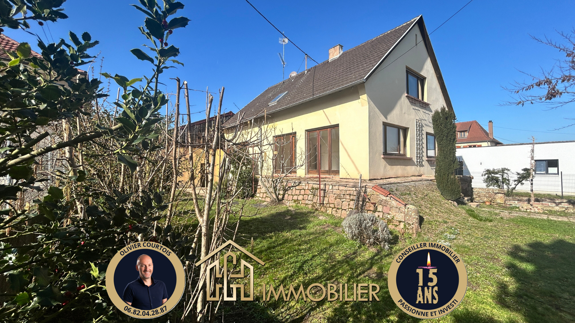 Agréable quartier de Ribeauvillé et potentiel très intéressant pour cette maison des années 70 — photo 1 sur 11